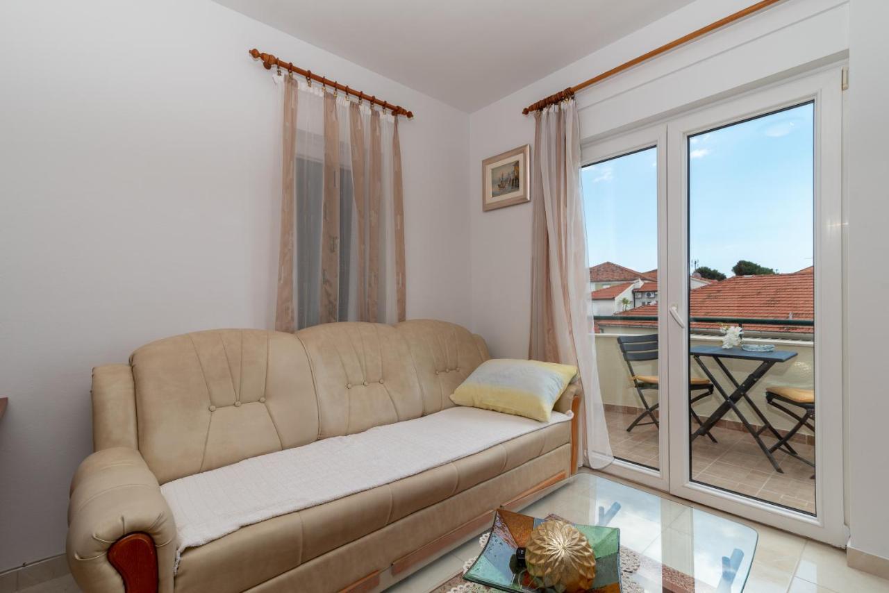 Apartman Dildo Apartamento Trogir Exterior foto