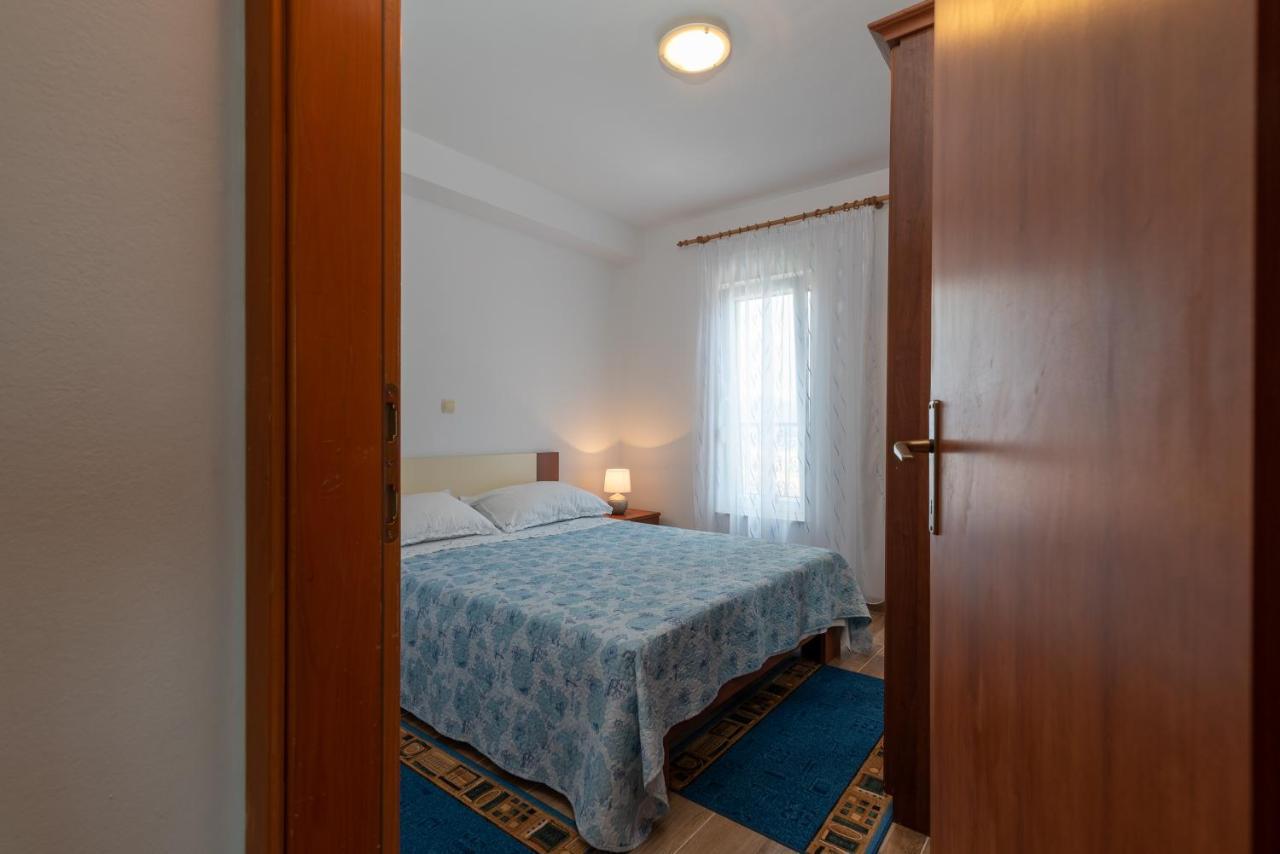 Apartman Dildo Apartamento Trogir Exterior foto