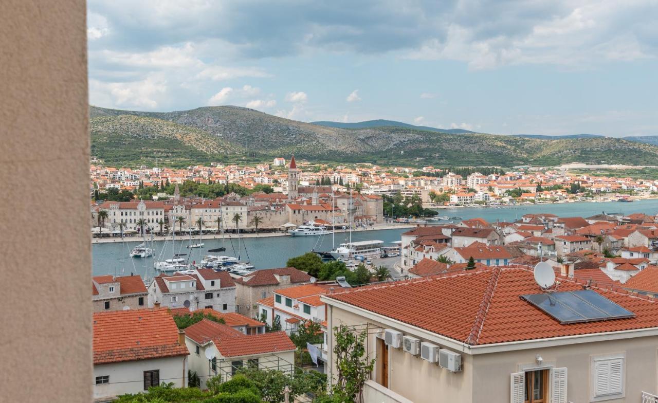 Apartman Dildo Apartamento Trogir Exterior foto
