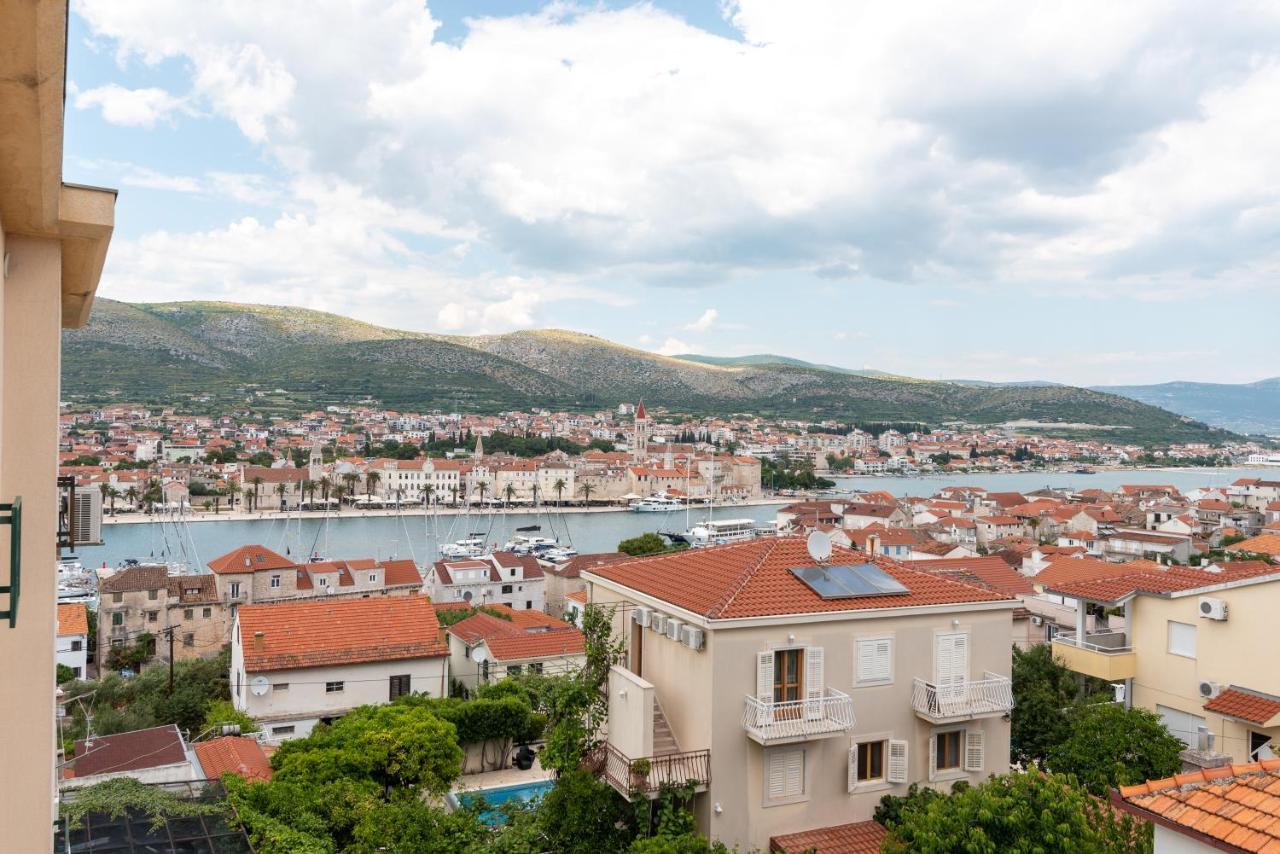 Apartman Dildo Apartamento Trogir Exterior foto